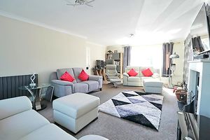 Living Room- click for photo gallery